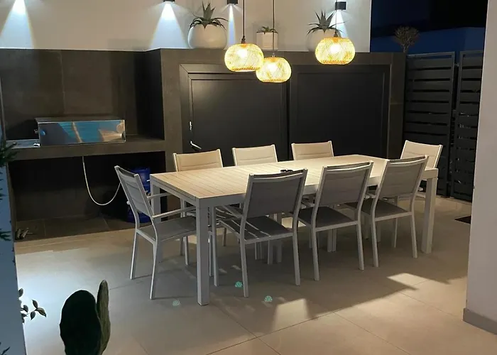 Burin וילה מורטר