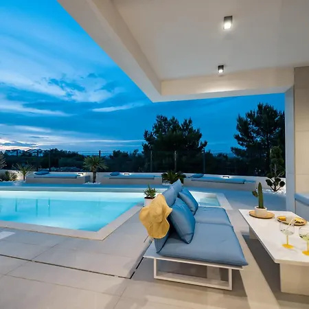 Burin Villa *